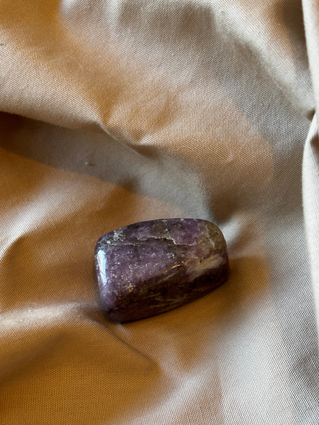 Lépidolite – Pierre roulée