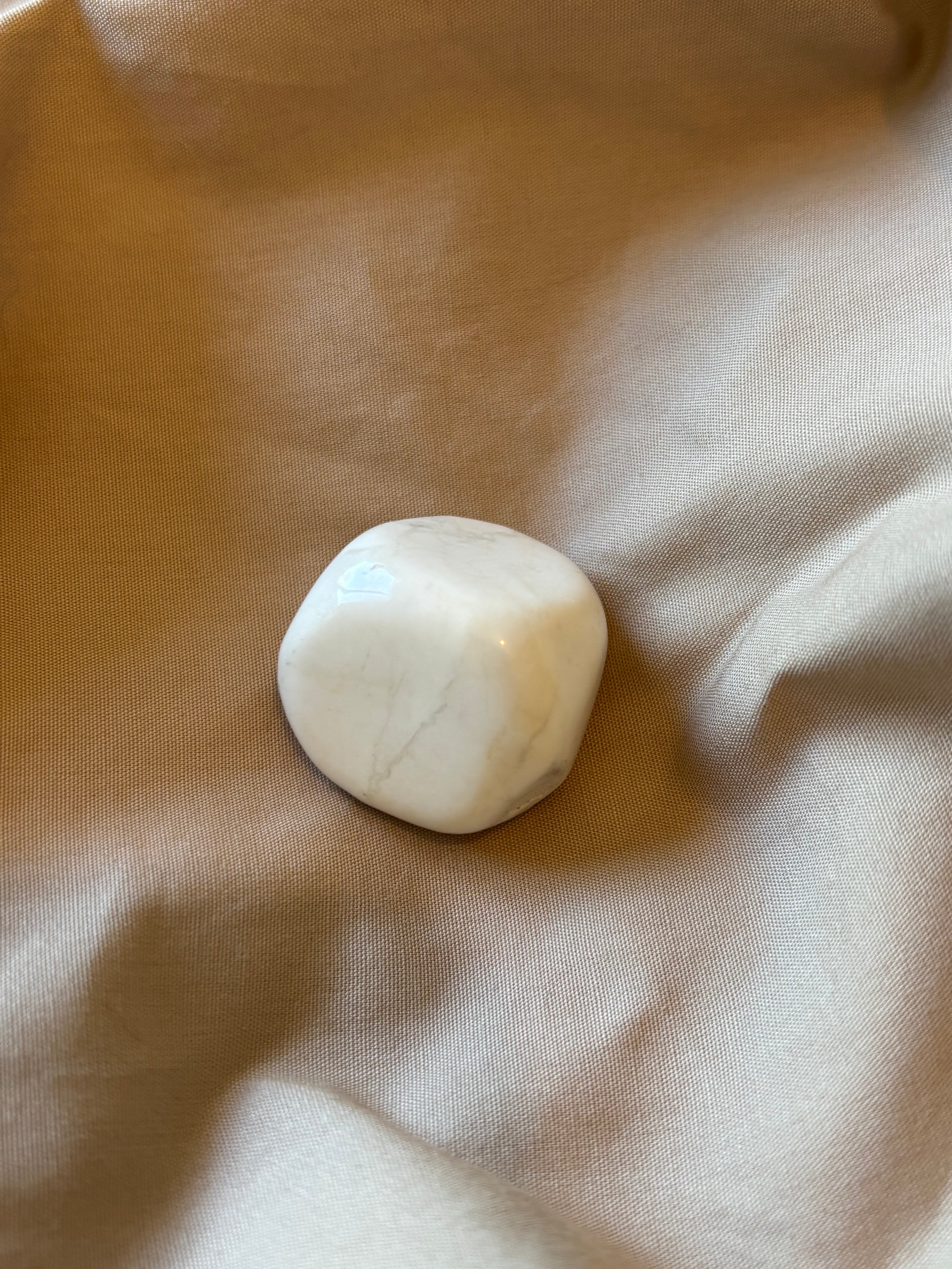 Howlite – Pierre roulée naturelle